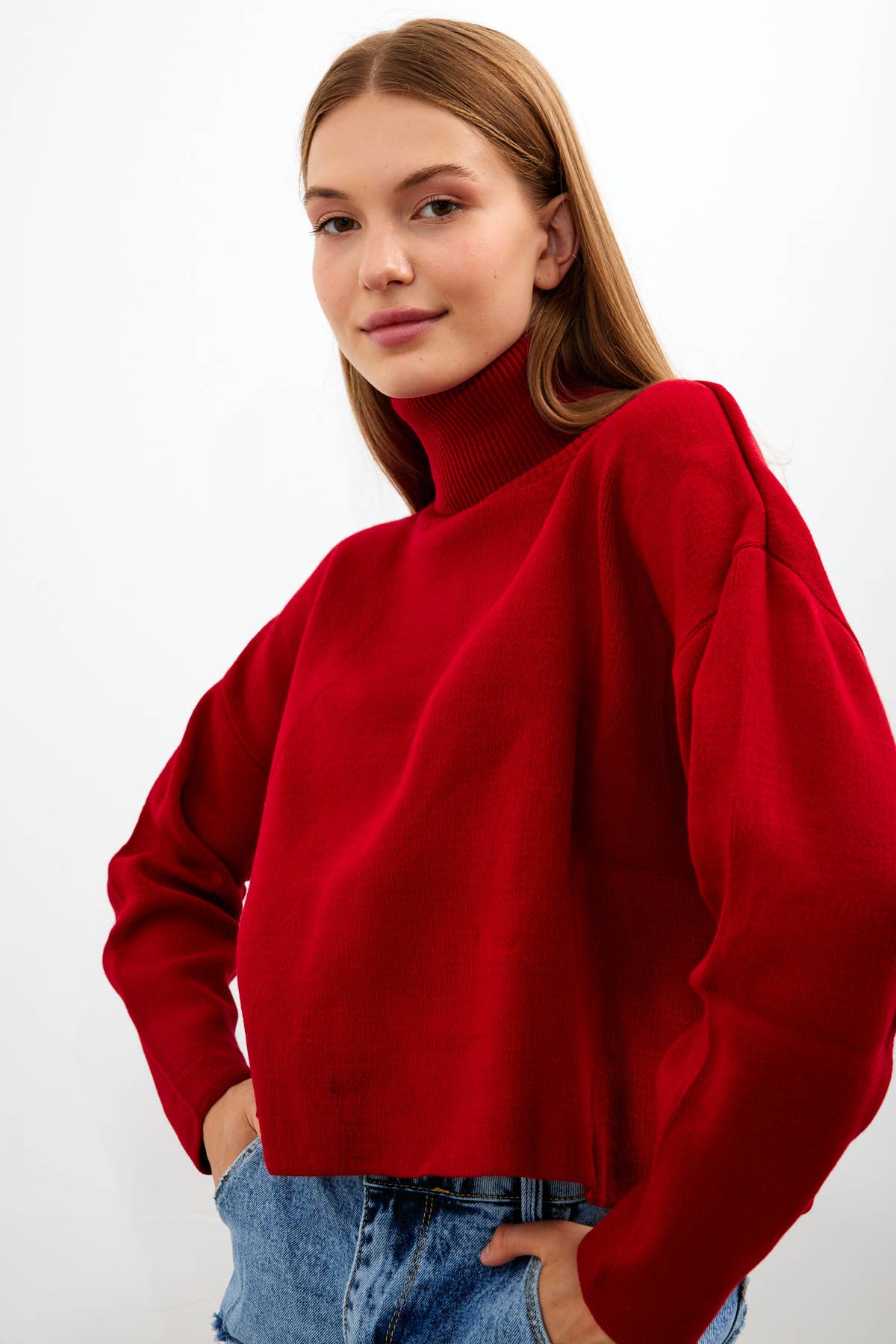 Women's Oversized Solid Color Turtleneck Knit Sweater
